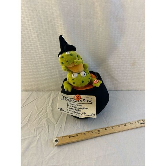 Hallmark Halloween Stew Witches Pot Decoration Sounds - Picture 1 of 4